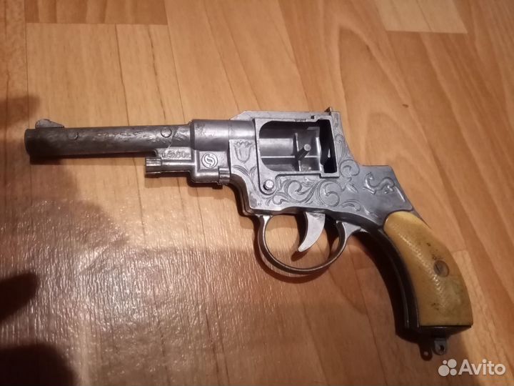 Револьвер СССР пистолет детский в реставрацию