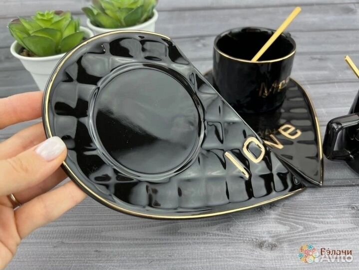 Чашка с блюдцем love