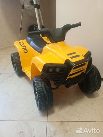 Детский квадроцикл