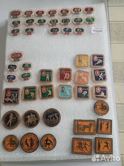 Значки ссср.Олимпиада 80(мишки)