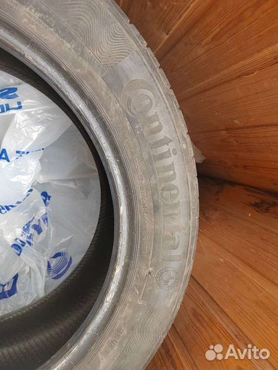Continental ContiPremiumContact 5 215/55 R17 94W