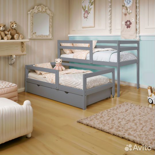 Кроватка из массива березы серая