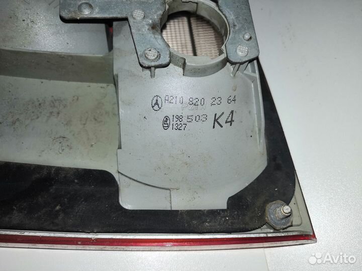 Фонарь крышки багажника Мерседес W210 рестайлинг