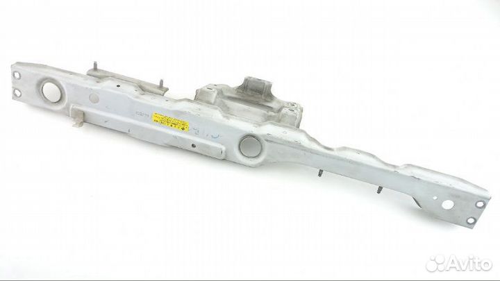 Планка телевизора Nissan Cube AZ10