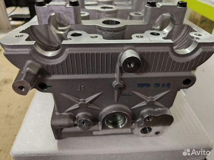 Головка блока цилиндров F16D3
