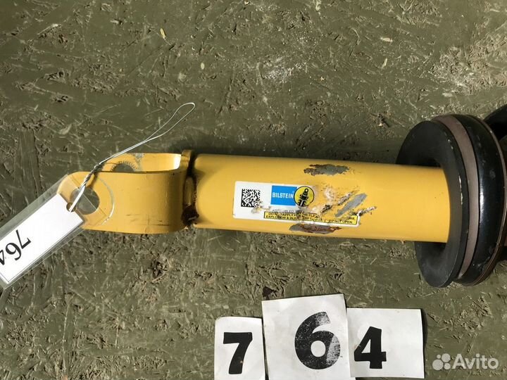 Стойка амортизатора