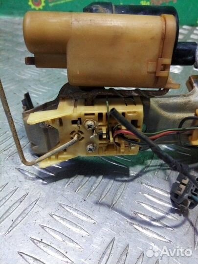 Бензонасос насос топливный Toyota Camry Gracia