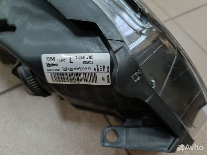 Фара левая Opel Corsa 13446795