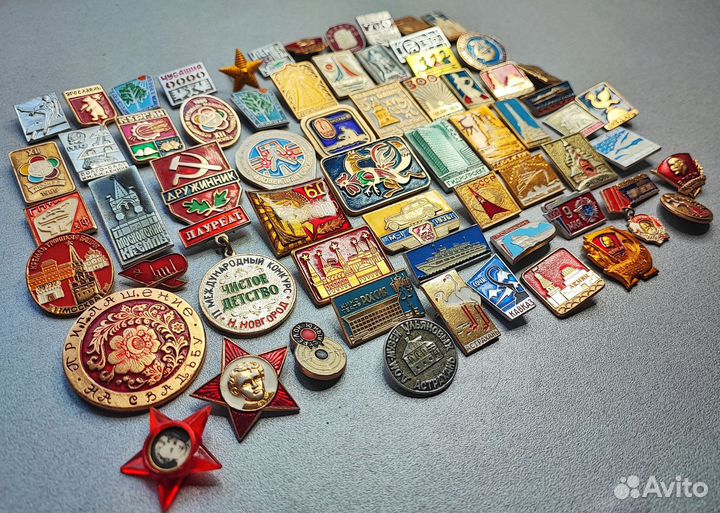 Значки советские СССР медали города горький