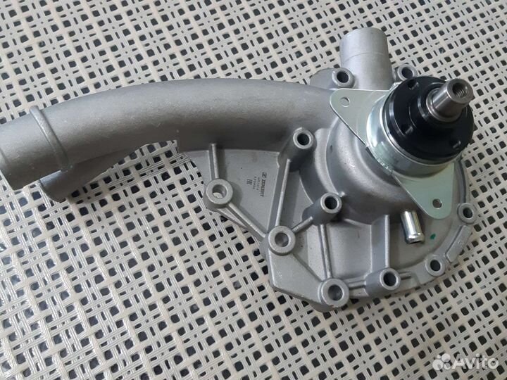 Помпа насос водяной