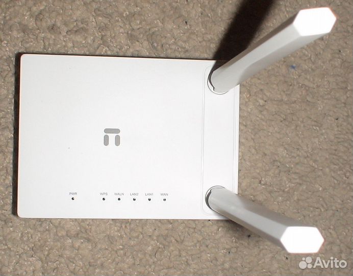 Wi-Fi роутер netis W1