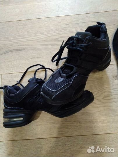 Джазовки-кроссовки 35 размер