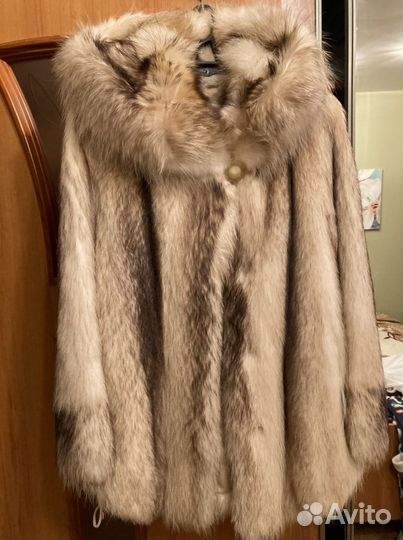 Полушубок енотовый