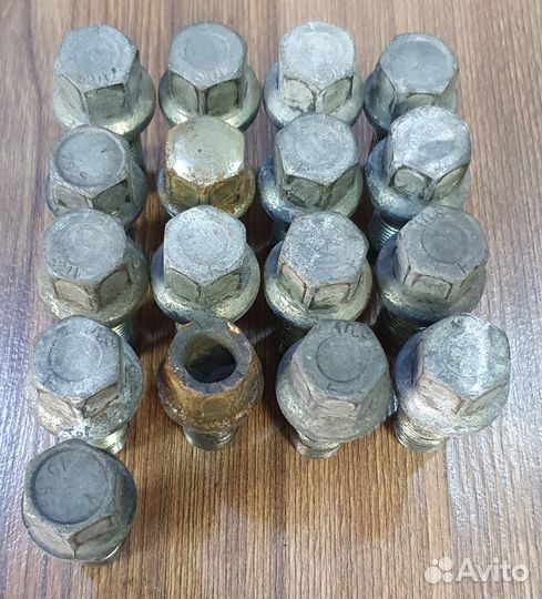 Колесные болты M14x1,5, M12x1,5 и M12x1,25