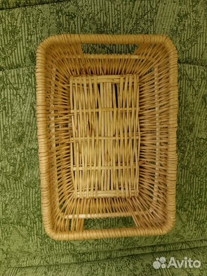 Хлебница соломенная