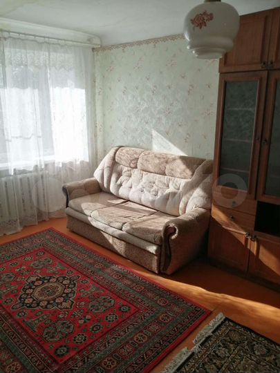 2-к. квартира, 48 м², 3/5 эт.
