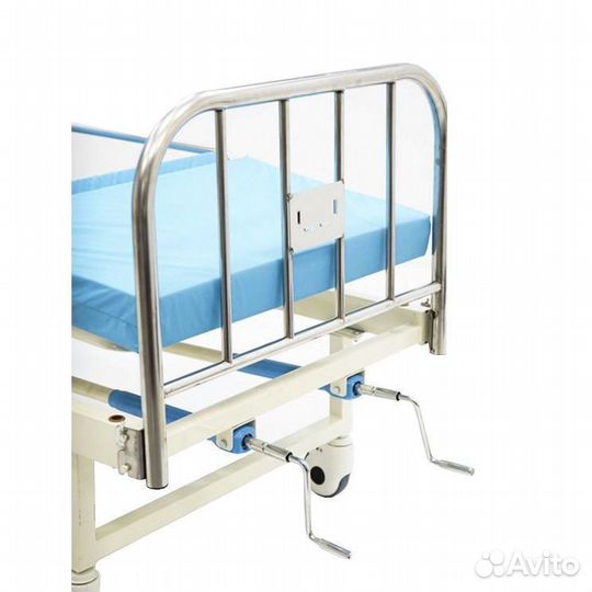 Медицинская кровать для ухода за больными