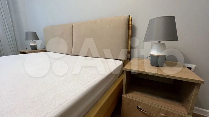 2-к. квартира, 74 м², 6/8 эт.