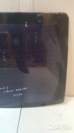 Заднее стекло заднее Ford Focus 1 2.0 zetec