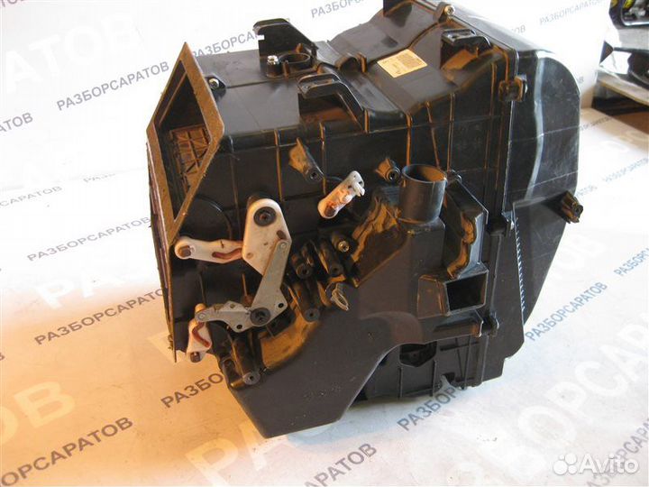 Корпус печки (часть 1) Nissan Primera P12 хэтчбек