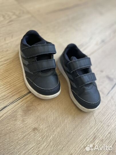 Кроссовки adidas детские 25 размер