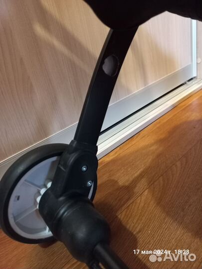 Коляска yoya plus 3