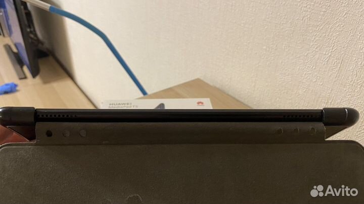 Планшет Huawei Mediapad t5