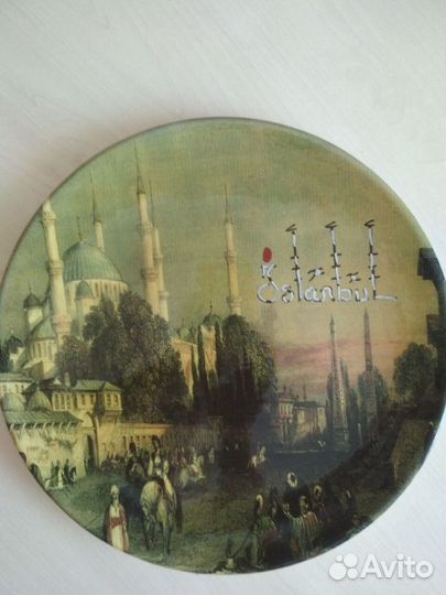 Продам настенные тарелки