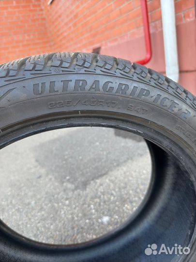 Goodyear UltraGrip 2 225/45 R17