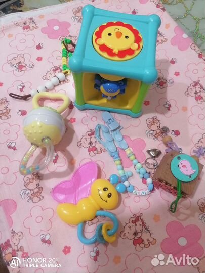Игрушки для малышей бу