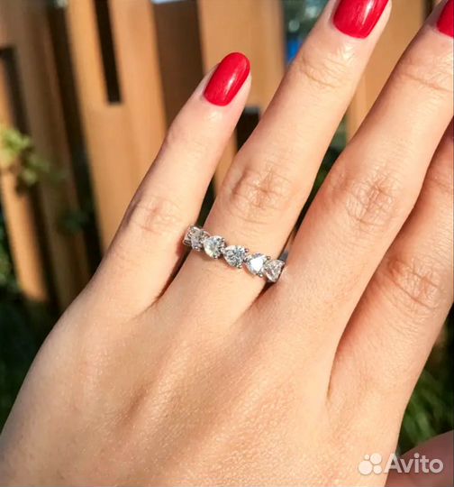 Кольцо серебро 925 пробы с муассанитами 4,8 ct