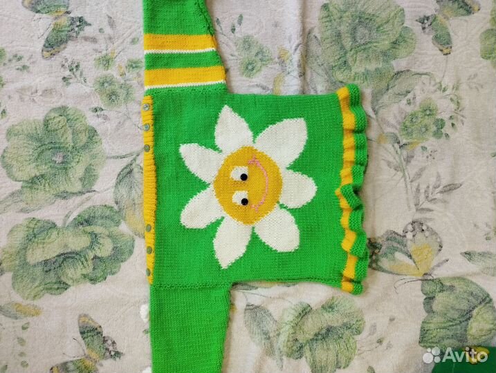 Детский вязаный комплект 