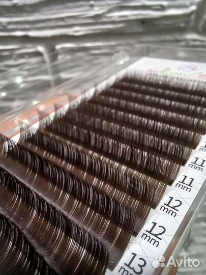 Наращивание ресниц на дому