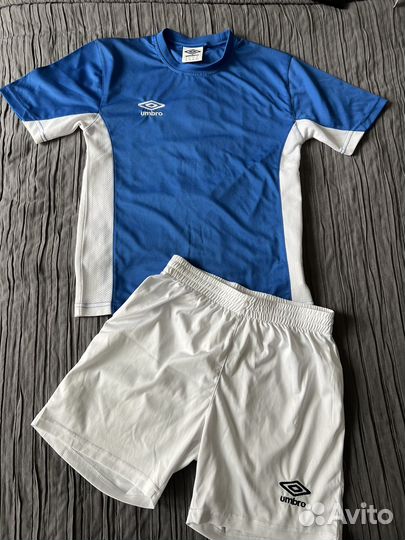 Футбольная форма Umbro