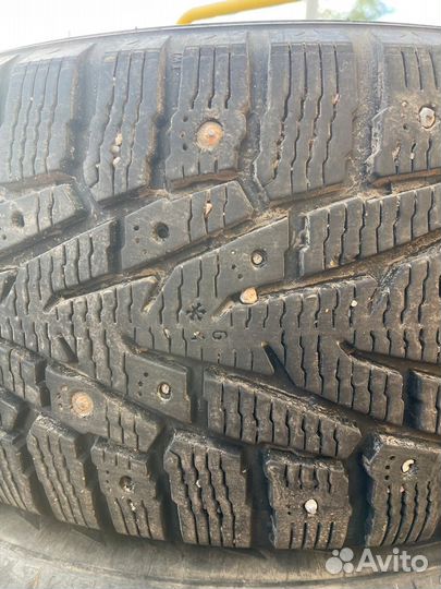 Nokian Tyres Hakkapeliitta 7 235/65 R17