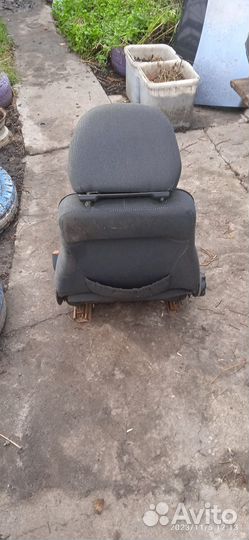 Передние сиденья ваз 2114