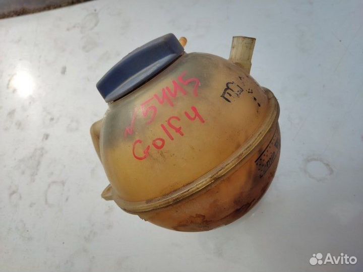 Бачок расширительный Volkswagen Golf 4 хетчбек 1.4