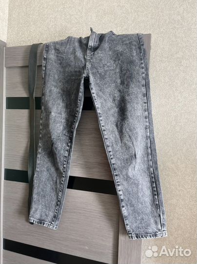 Джинсы