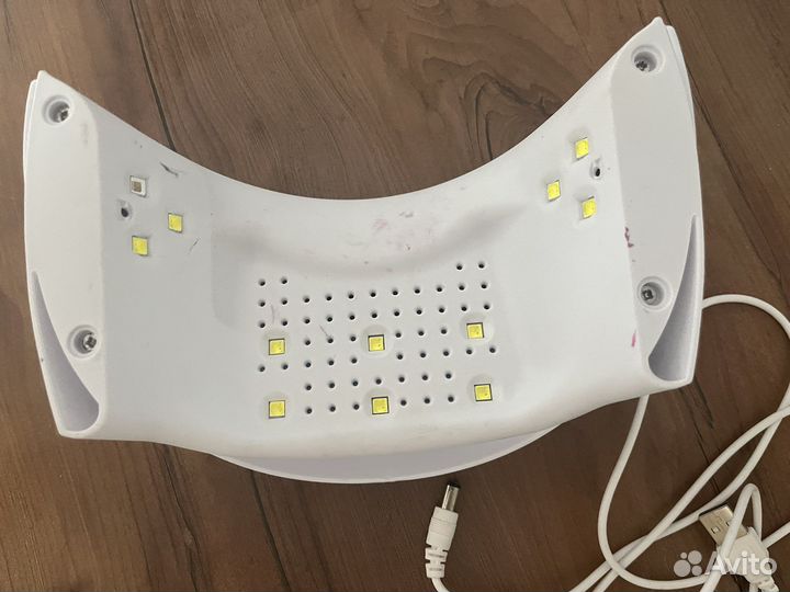 Лампа для ногтей