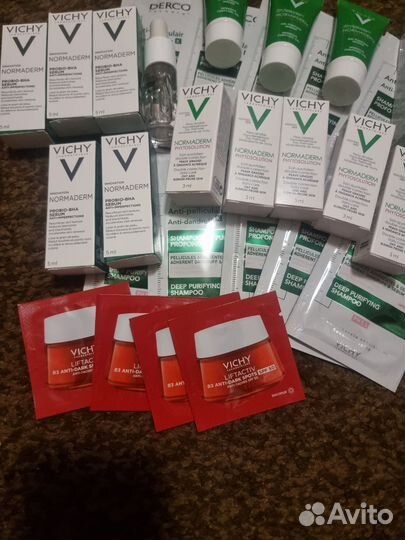 Набор косметики пакетом