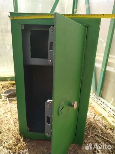 Шкаф металлический сейф