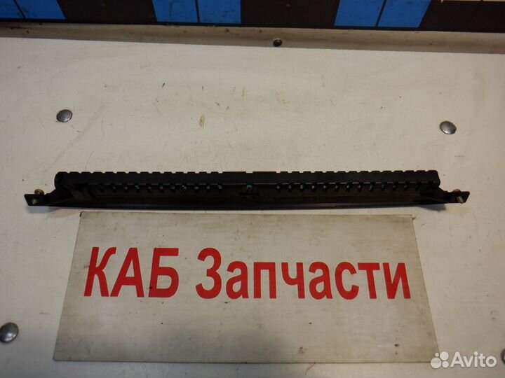 Фонарь задний Стоп сигнал VW Golf 4 Sharan