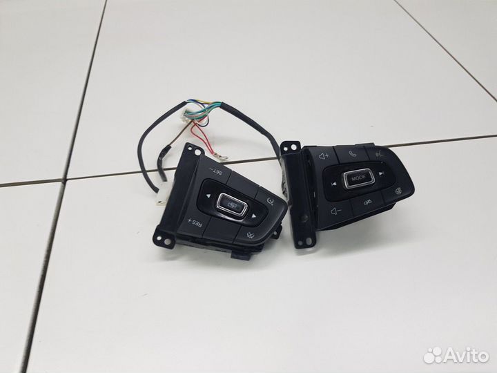 Блок кнопок на руль (Chery Tiggo 4)