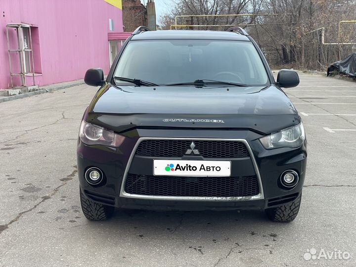 Mitsubishi Outlander 2.0 МТ, 2010, 200 000 км
