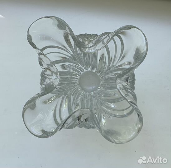 Ваза хрустальная 