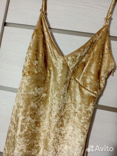 Бархатное платье 42-44