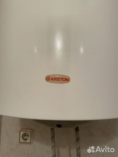 Водонагреватель накопительный Ariston 100л