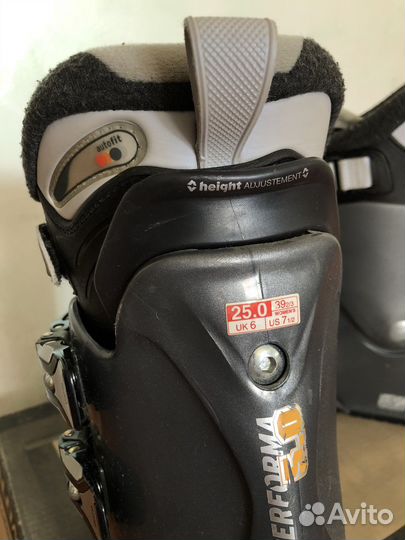 Горнолыжные ботинки женские Salomon 25.0