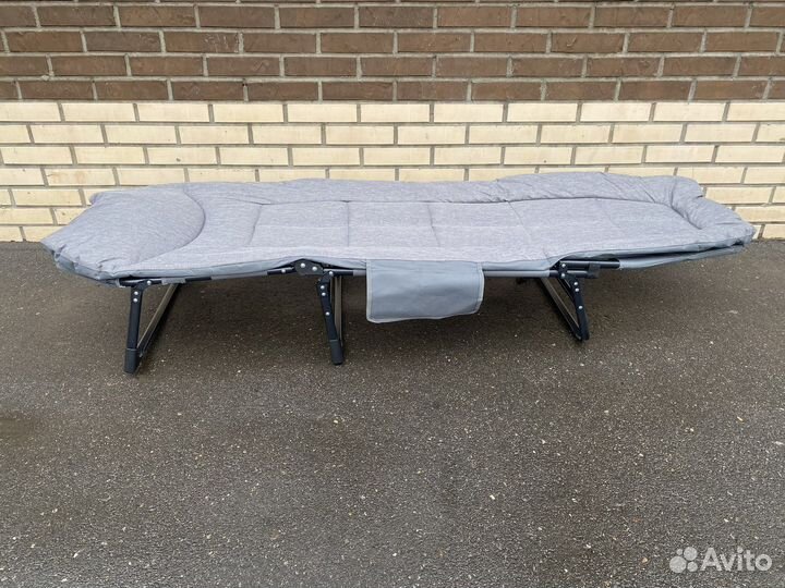 Раскладушка туристическая с матрасом
