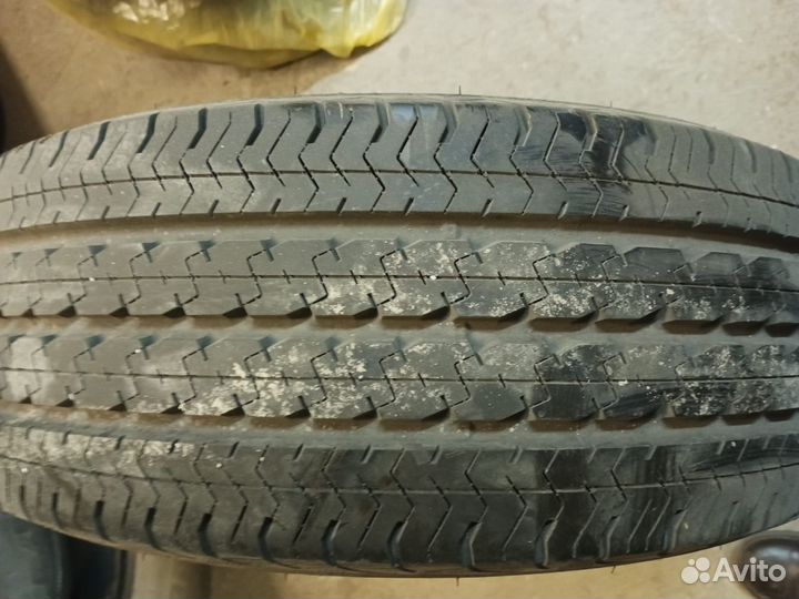 Pirelli Carrier 235/65 R16 121R